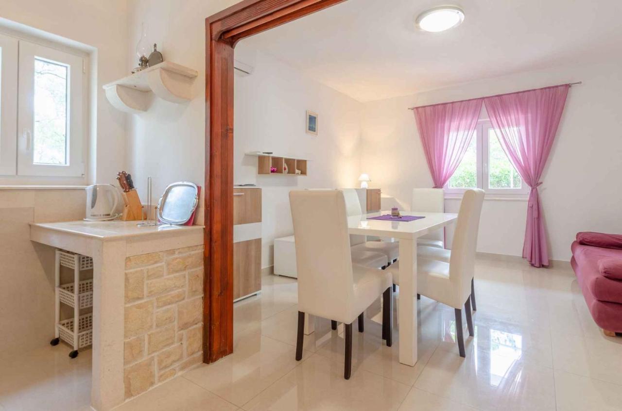 Holiday Home In Blato Insel Korcula 6411 プリグラディサ エクステリア 写真