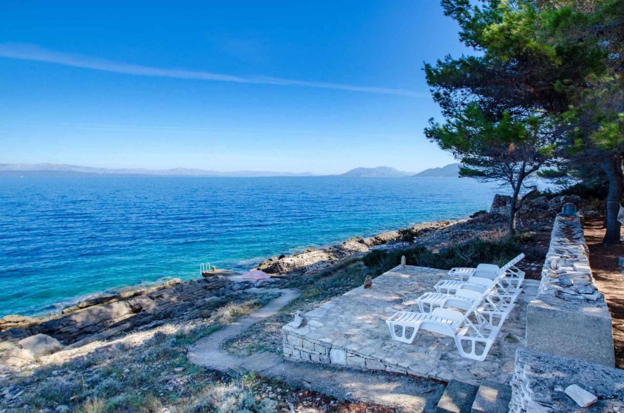 Holiday Home In Blato Insel Korcula 6411 プリグラディサ エクステリア 写真