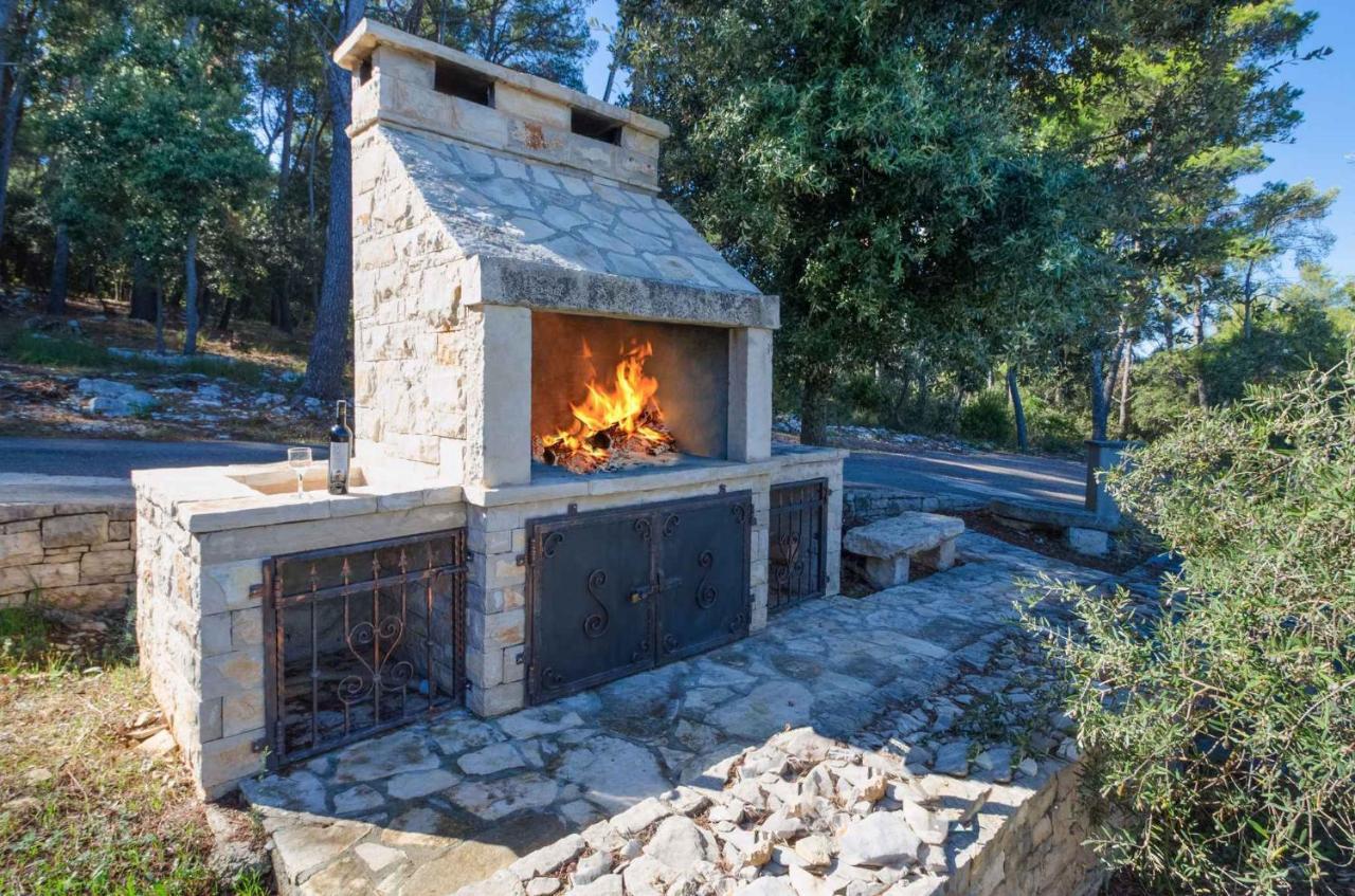 Holiday Home In Blato Insel Korcula 6411 プリグラディサ エクステリア 写真